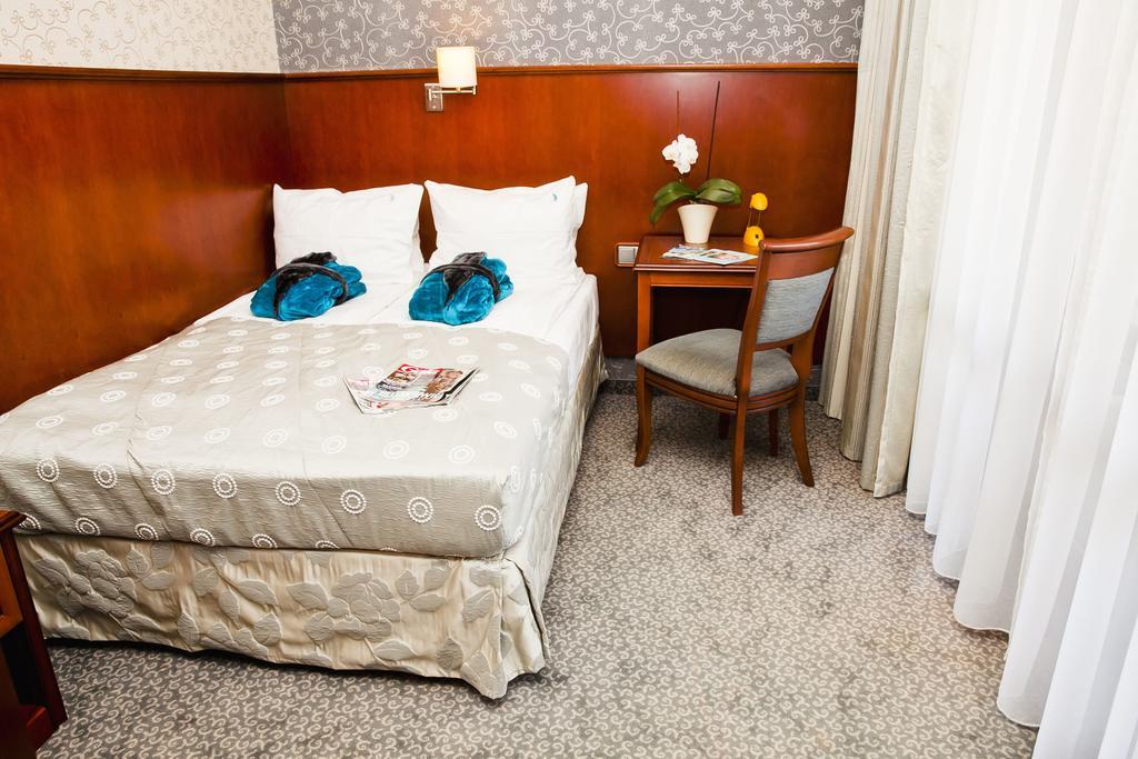 Hotel&Spa Stary Dziwnow Basen Swimming Pool Luaran gambar